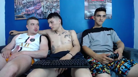 hott_asses  13-10-2022